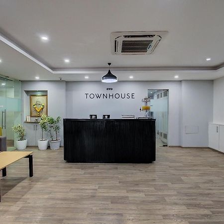 מומביי Hotel Unicontinental מראה חיצוני תמונה