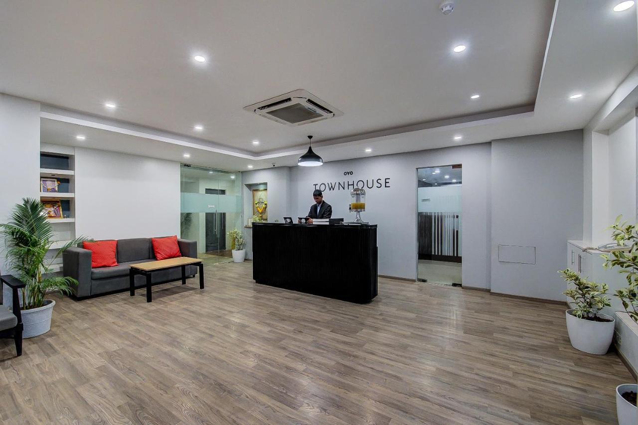 מומביי Hotel Unicontinental מראה חיצוני תמונה
