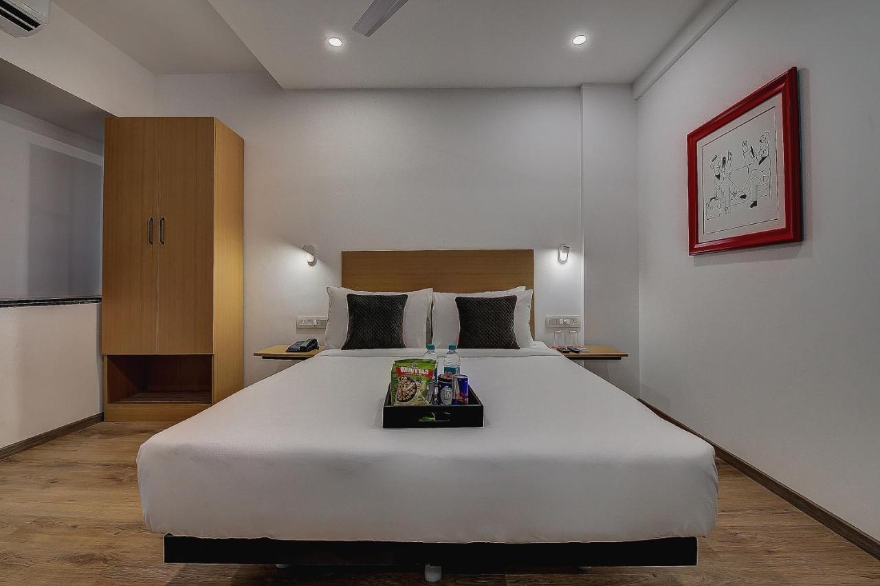 מומביי Hotel Unicontinental מראה חיצוני תמונה